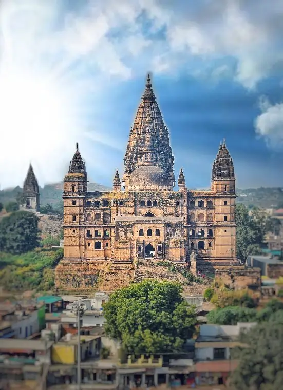 Chaturbhuj Temple