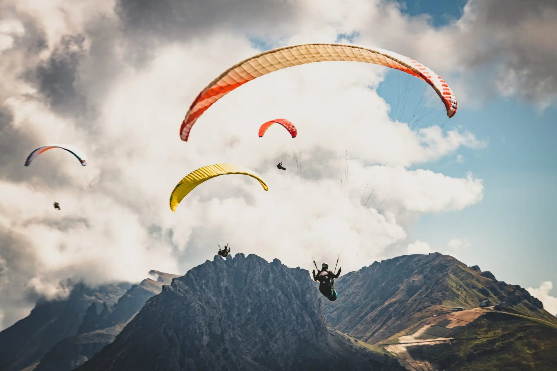 Paragliding 