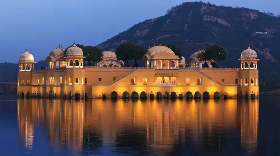 jal-mahal-jaipur-tour